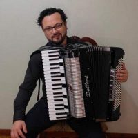 Héctor Bustos
